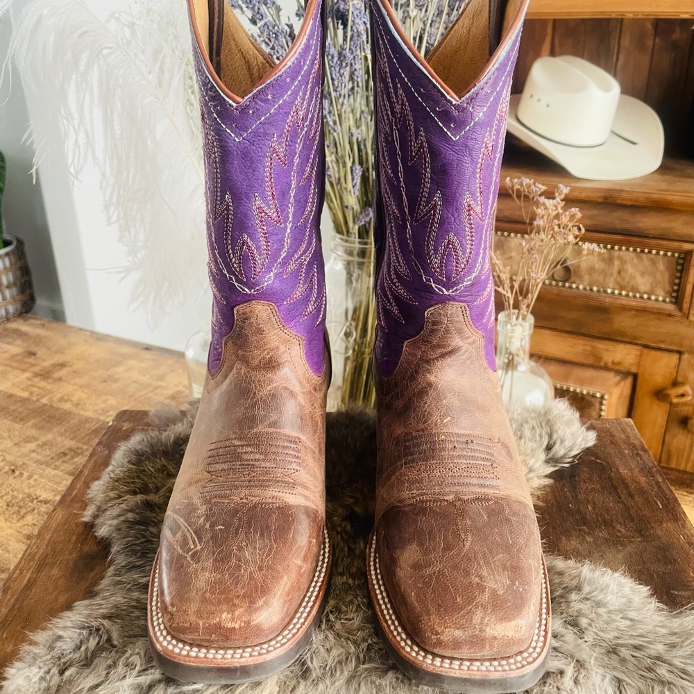 SHYANNE WOMEN'S WESTERN BOOTS - SQUARE TOE - COWBOY BOOT | SIZE 6 |